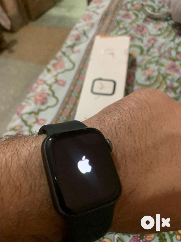 Apple watch store 4 olx