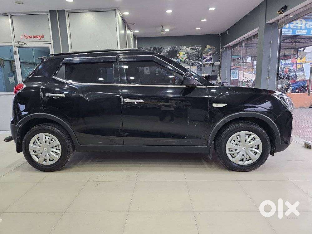 Mahindra Xuv300 W4, 2023, Petrol