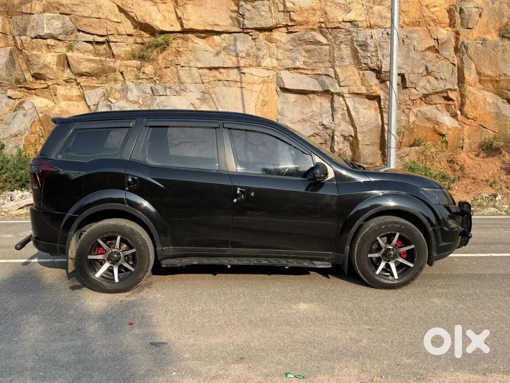 Mahindra Xuv500 2018 Diesel 140000 Km Driven