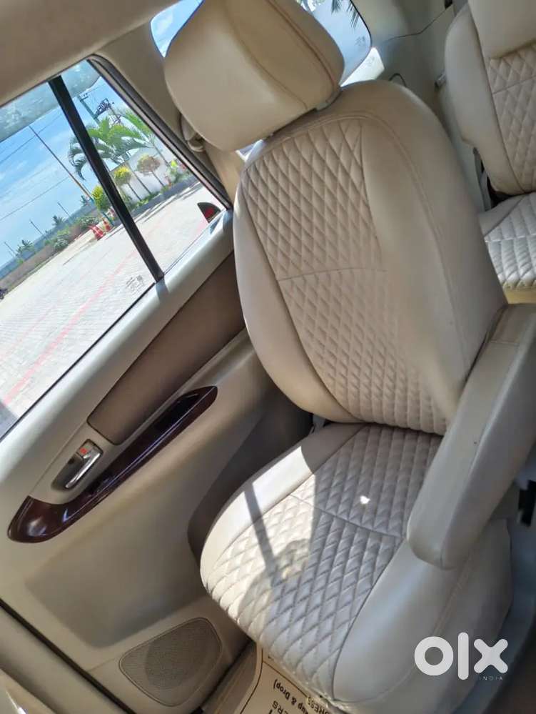 Toyota Innova 2014 Diesel 98000 Km Driven