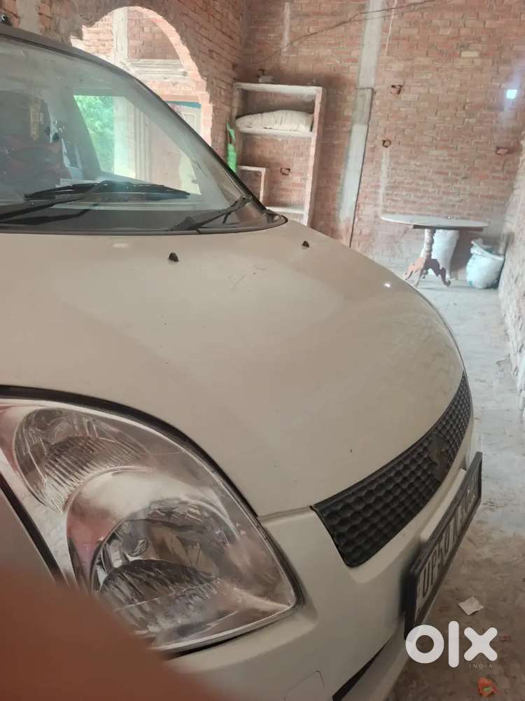 Gadi May Koi Kam Nai Hai Sirf Ac Ka Gas Dalwana  Hai Aur Koi Kam Nai H