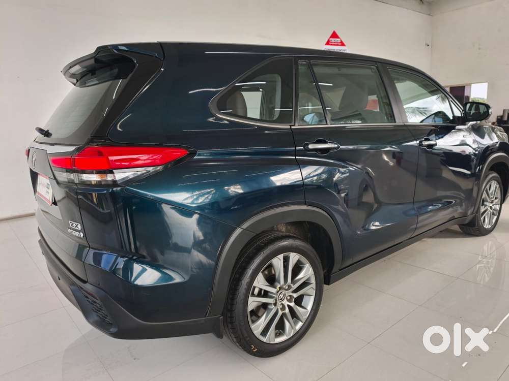 Toyota Innova Hycross 2.0 Zx (o) Hybrid 7 Str, 2024, Cng & Hybrids