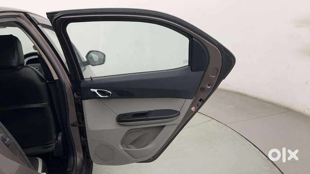 Tata Tiago Xz, 2019, Petrol