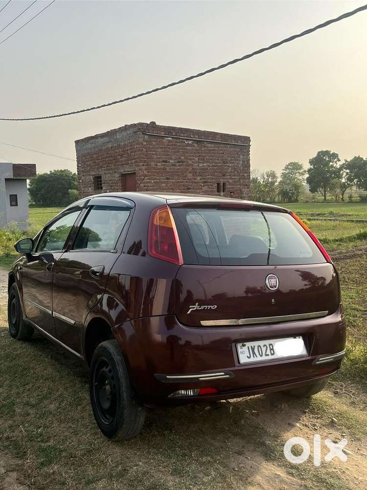 Fiat Punto Diesel 25kmpl Mileage