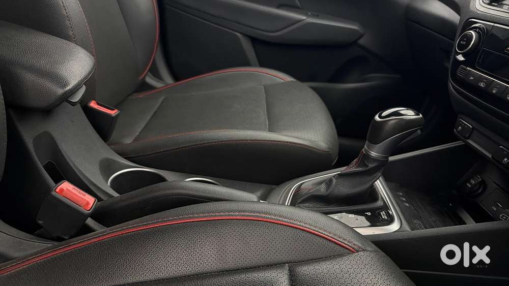 Hyundai Verna 1.0 Sx (o) Turbo Gdi Dct, 2022, Petrol