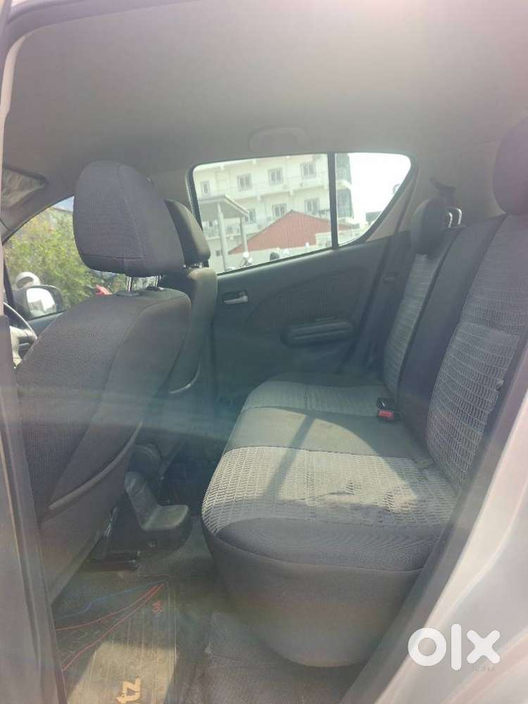 Maruti Suzuki Ritz Vxi, 2013, Petrol