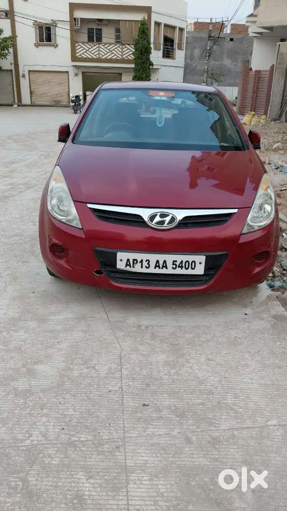 Hyundai New I20 2011 Diesel 96000 Km Driven