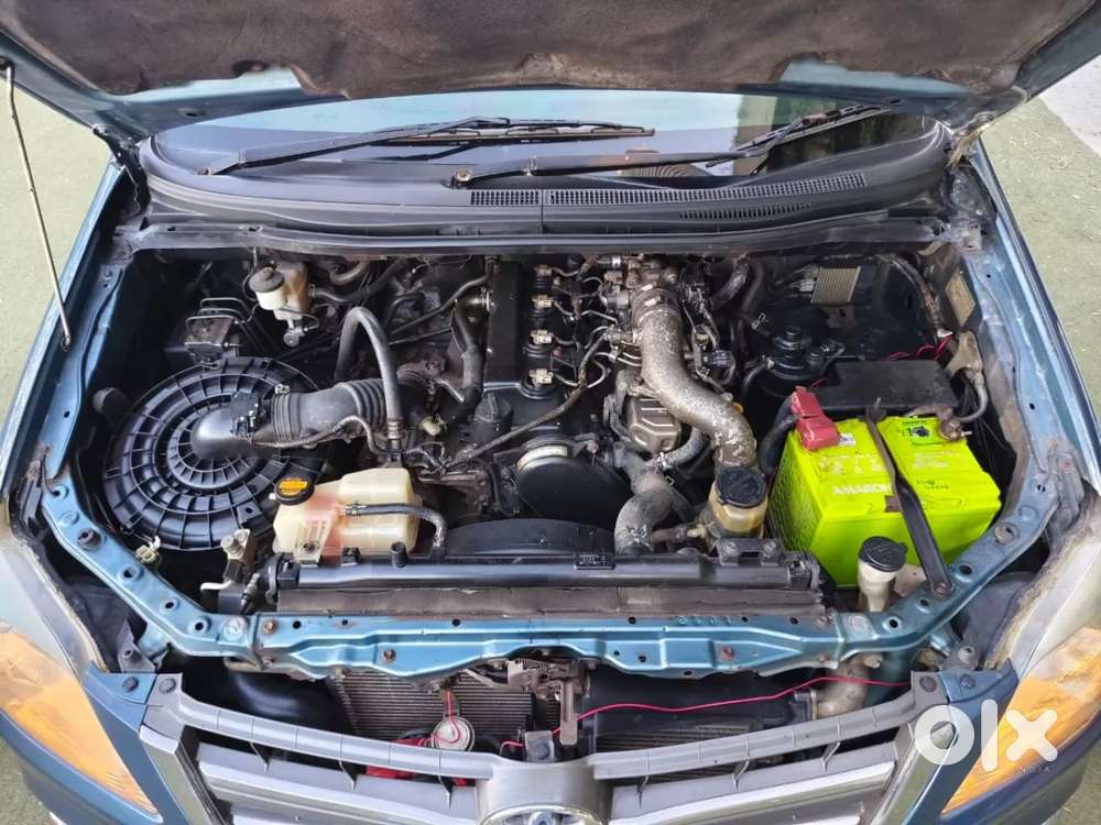 Toyota Innova 2.5 Vx 7 Seater Bs Iv, 2014, Diesel