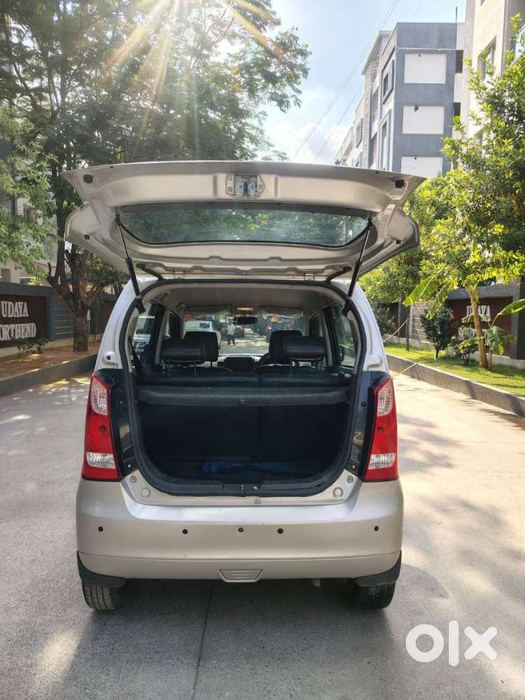 Maruti Suzuki Wagon R Vxi 1.0, 2017, Petrol
