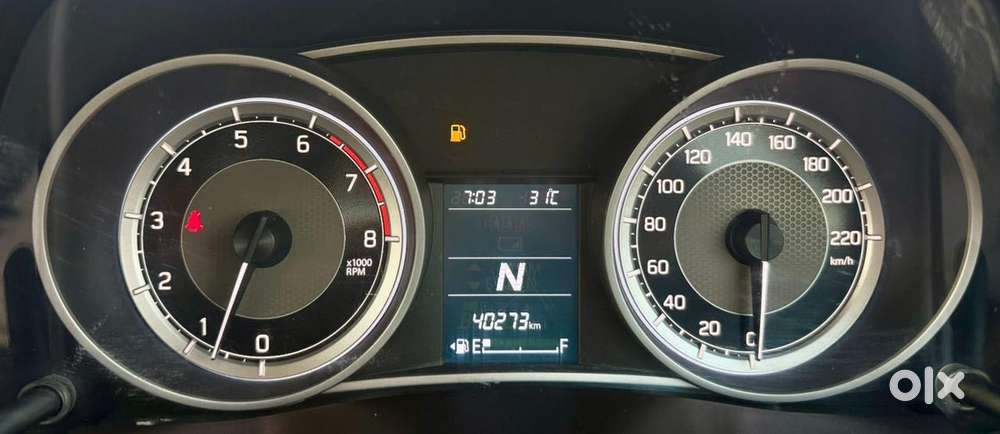 Maruti Suzuki Swift Dzire Amt Zxi, 2017, Petrol