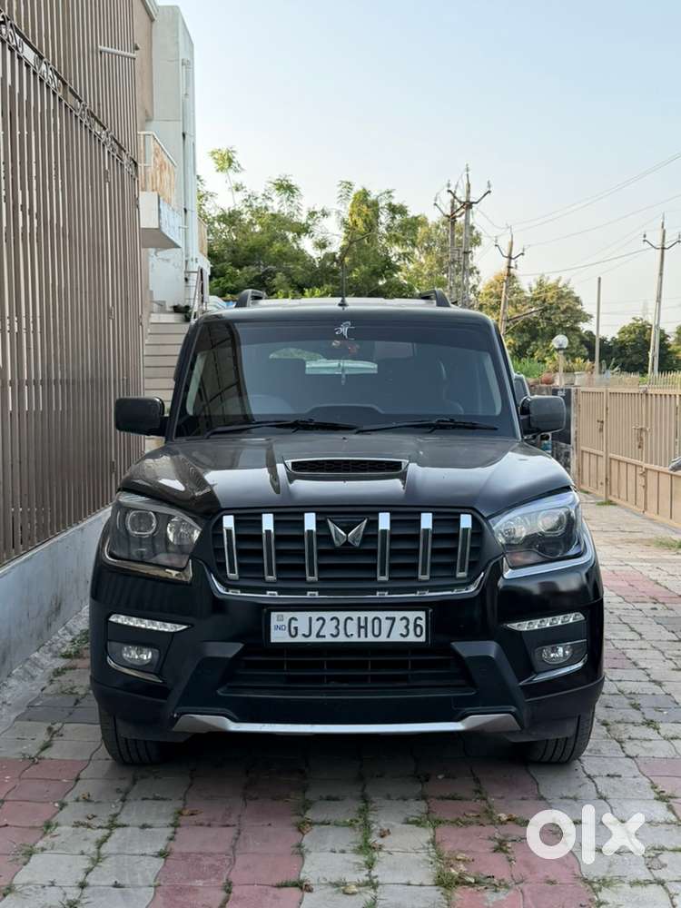 Mahindra Scorpio Classic Diesel 2025