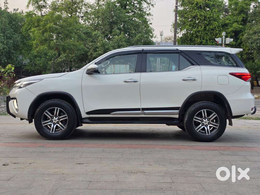 Toyota Fortuner 4x2 At 2.8 Diesel, 2018, Petrol