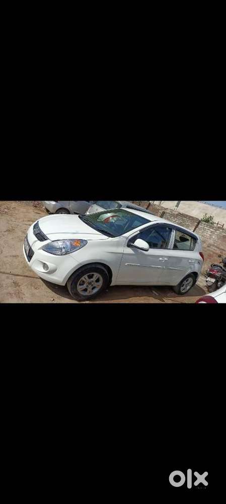 Hyundai I20 Diesel Sportz, 2011, Diesel
