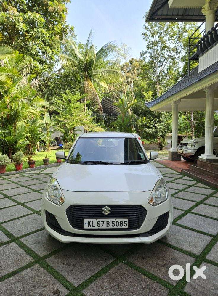 Maruti Suzuki Swift Lxi Option, 2019, Petrol