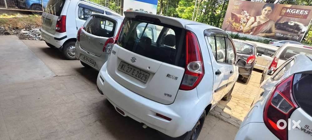 Maruti Suzuki Ritz Lxi, 2014, Petrol