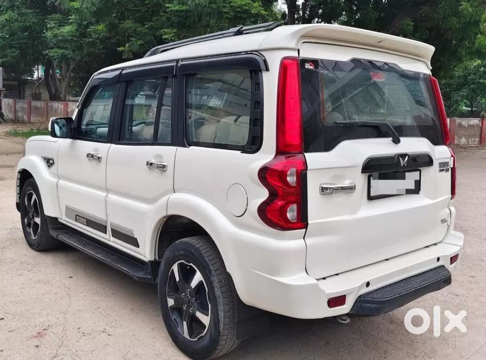 Mahindra Scorpio Classic, 2023, Diesel