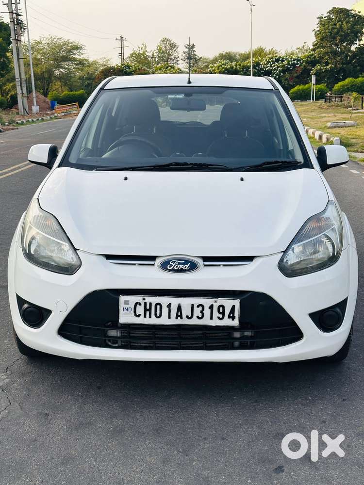 Ford Figo Diesel Titanium, 2011, Diesel
