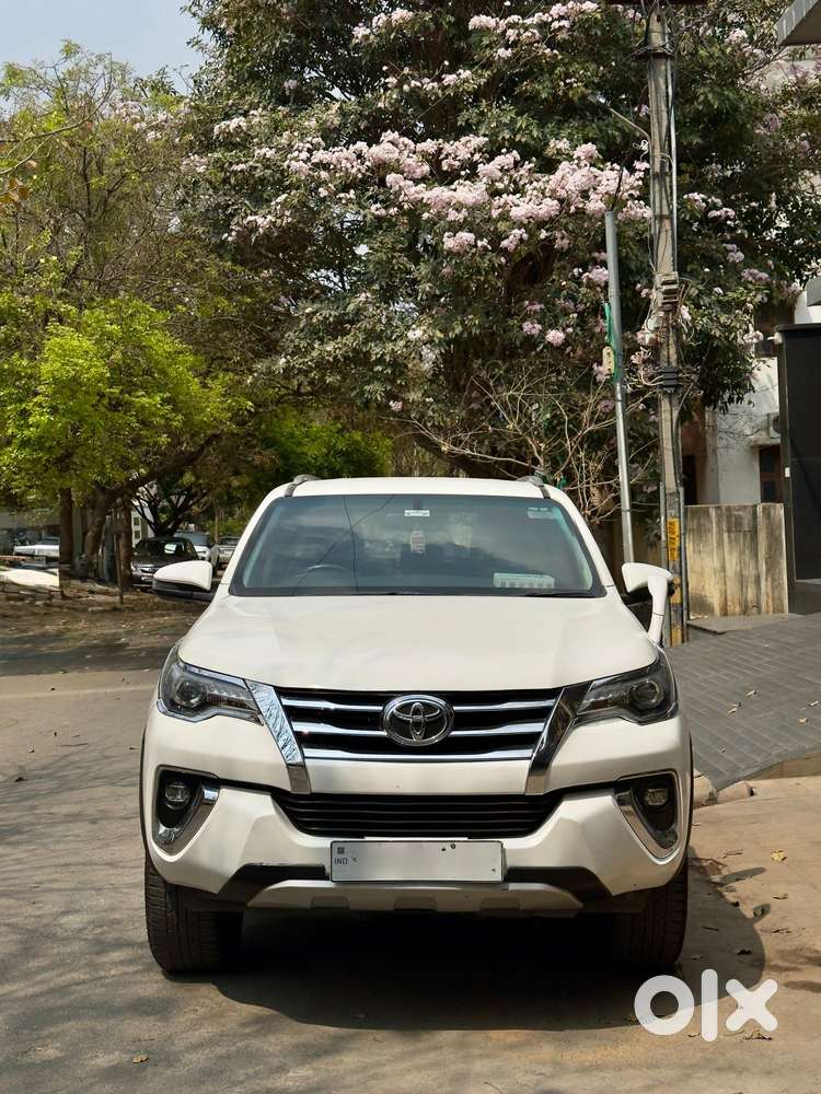 Toyota Fortuner 4x2 Mt 2.8 Diesel, 2020, Diesel