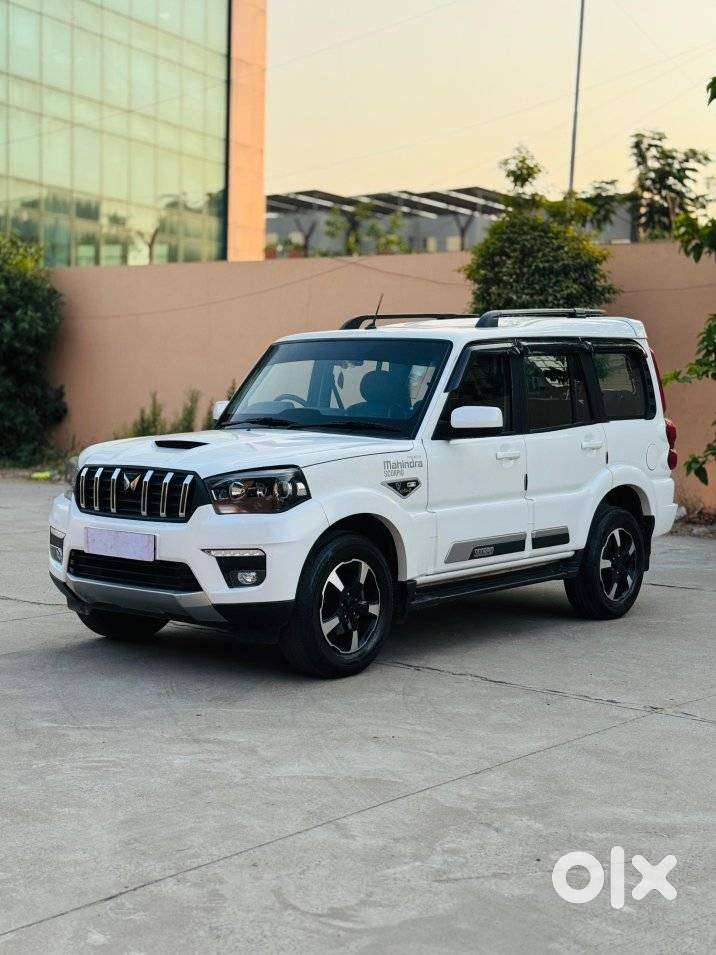 Mahindra Scorpio Classic 2.2 S 11 Mt 7 Cc, 2025, Diesel