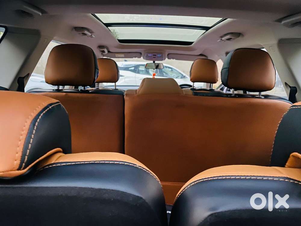 Mahindra Xuv700 2.2 Ax 5 Diesel At 7 Str, 2023, Diesel