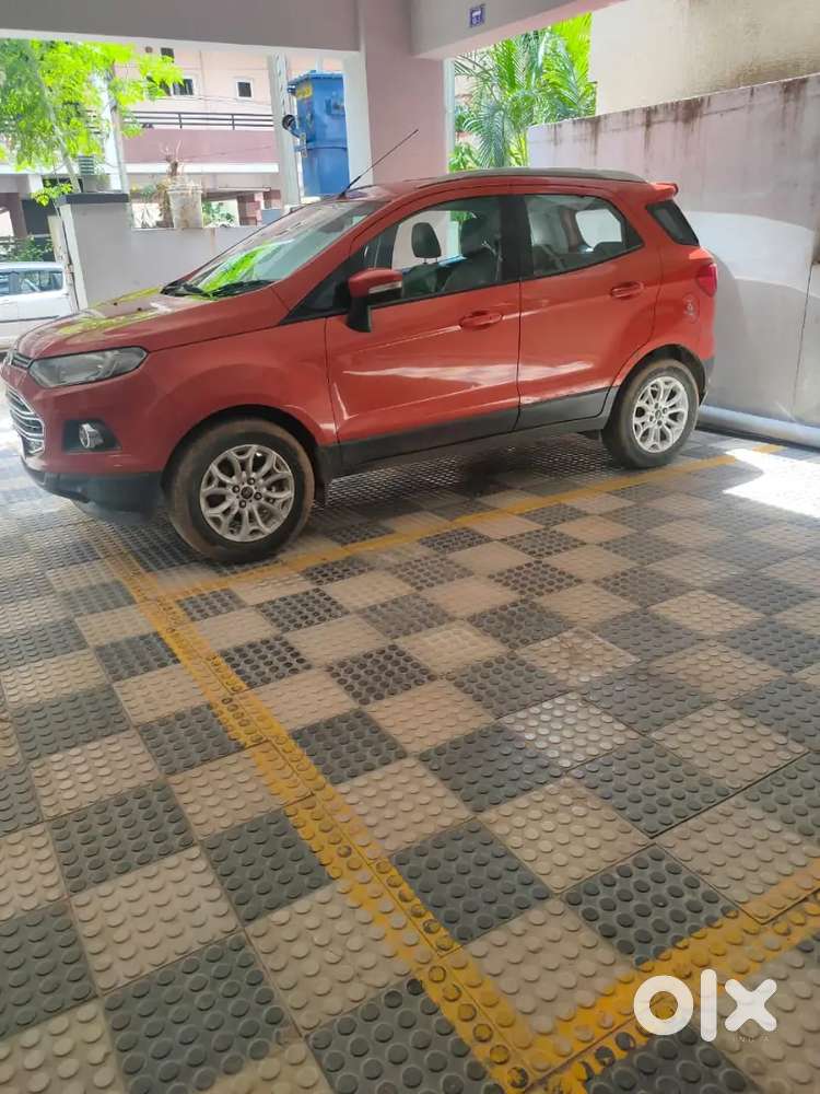 Ford Ecosport 
1l Ecoboost Engine 
Titanium (o).
Manual Transmission