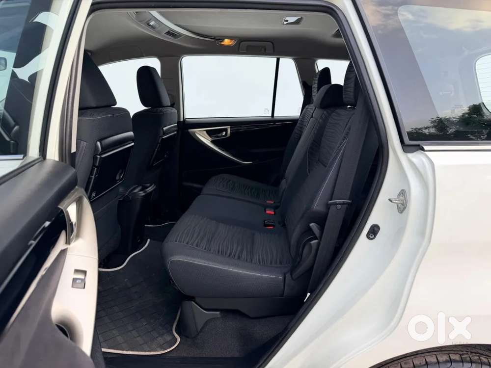 Toyota Innova Crysta 2.4 V 7 Str, 2018, Diesel