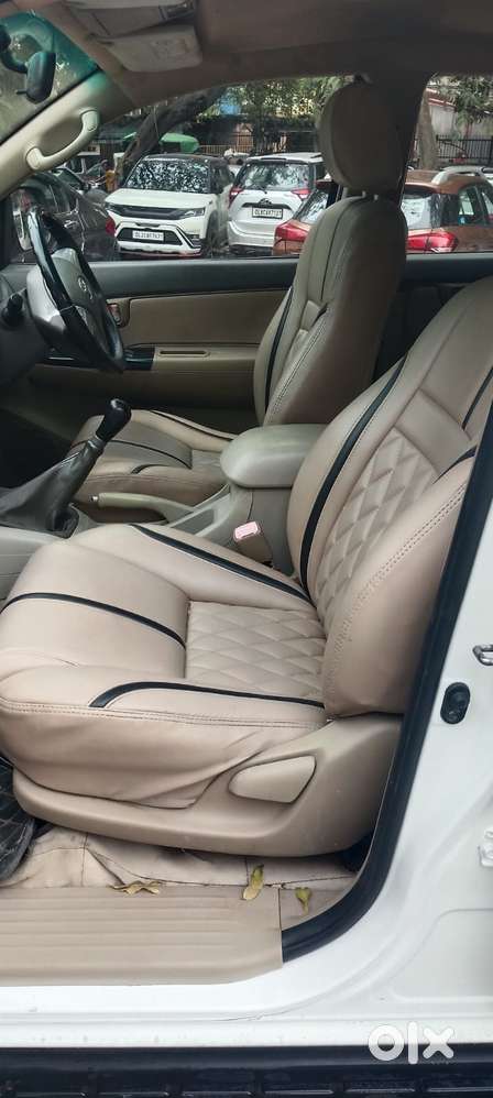 Toyota Fortuner 2011-2016 4x2 Manual, 2013, Diesel