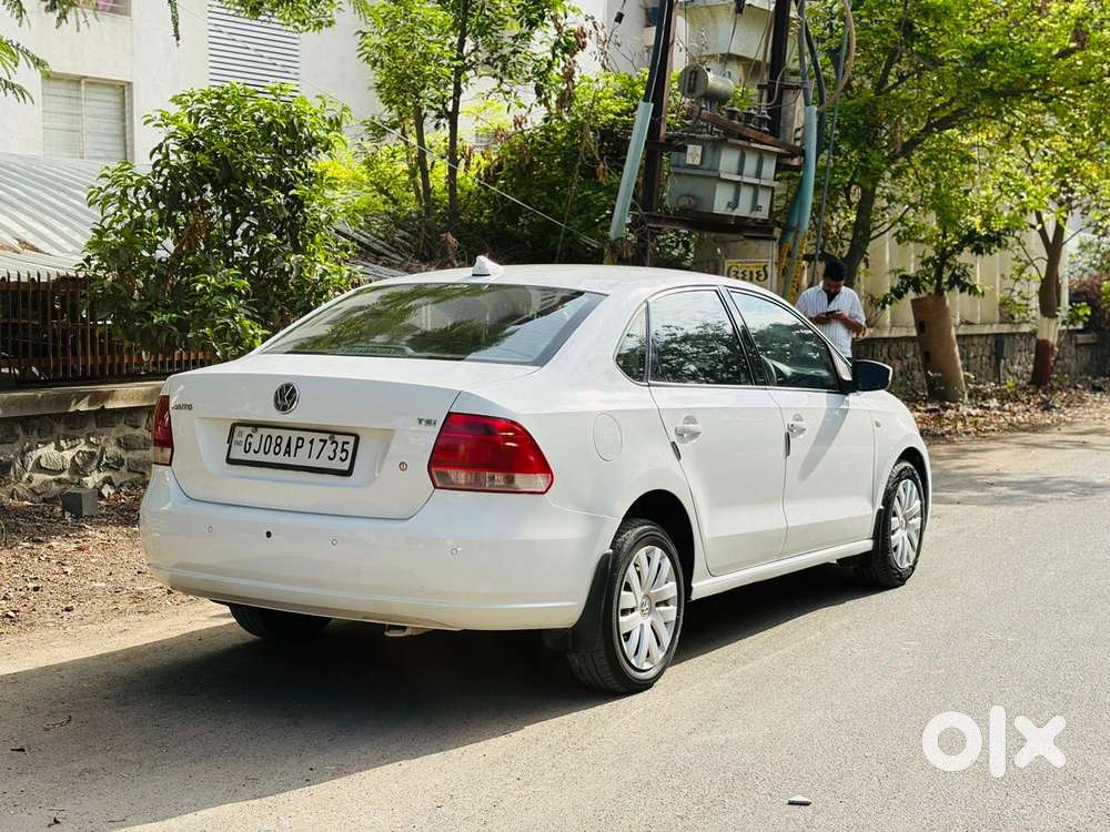 Volkswagen Vento 2013-2015 1.2 Tsi Comfortline At, 2015, Petrol