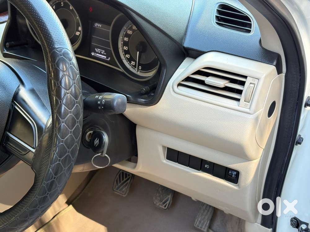Maruti Suzuki Dzire 1.2 Vxi, 2018, Petrol