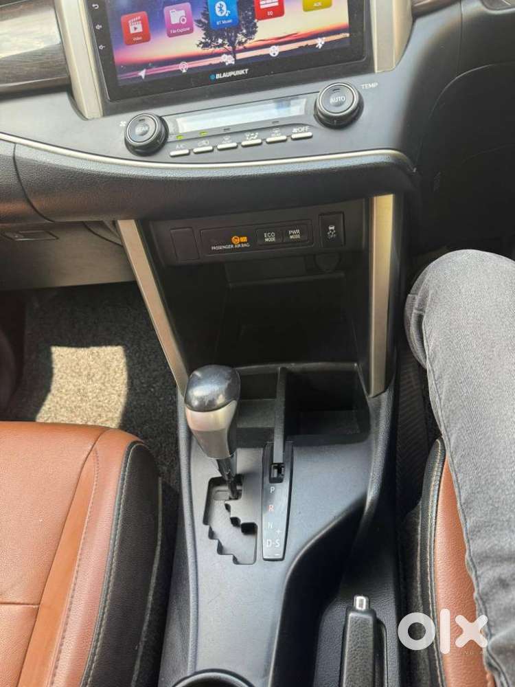 Toyota Innova Crysta