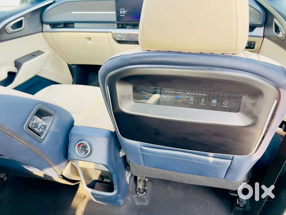 Kia Carens Clavis, 2025, Petrol