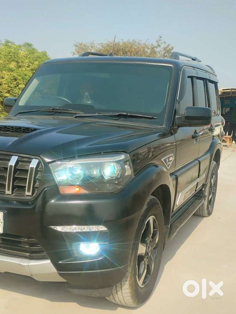 Mahindra Scorpio Classic 2.2 S 11 Mt 7 Cc, 2023, Diesel