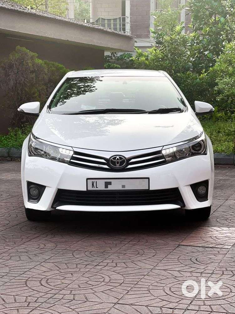 Toyota Corolla Altis Vl, 2015