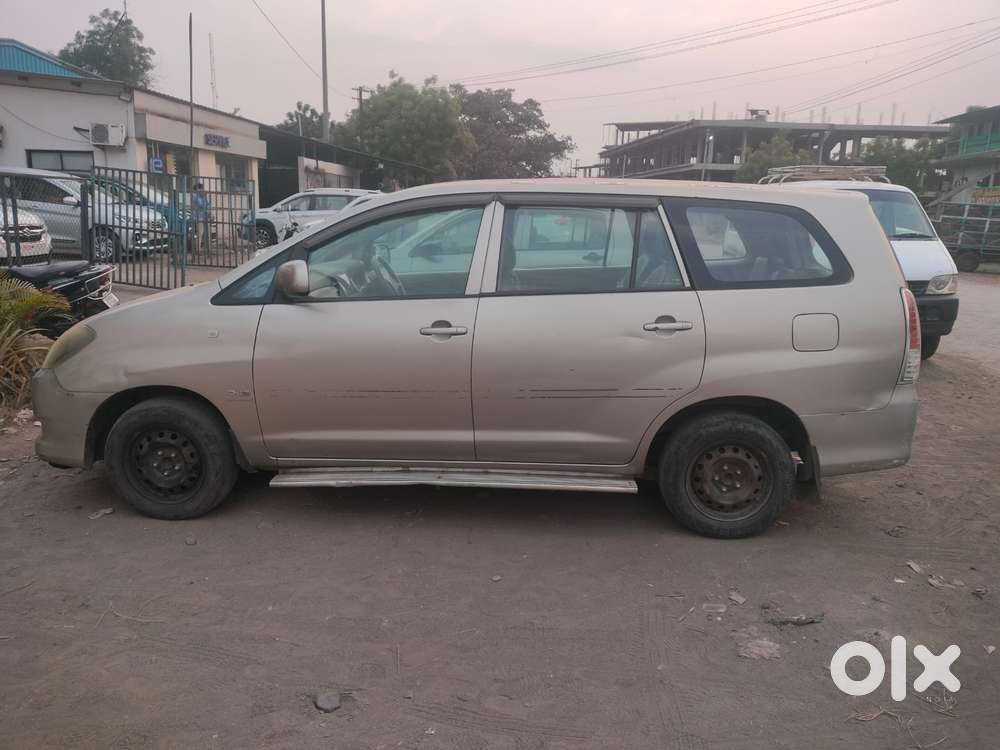 Toyota Innova 2.5 G (diesel) 7 Seater, 2011, Diesel