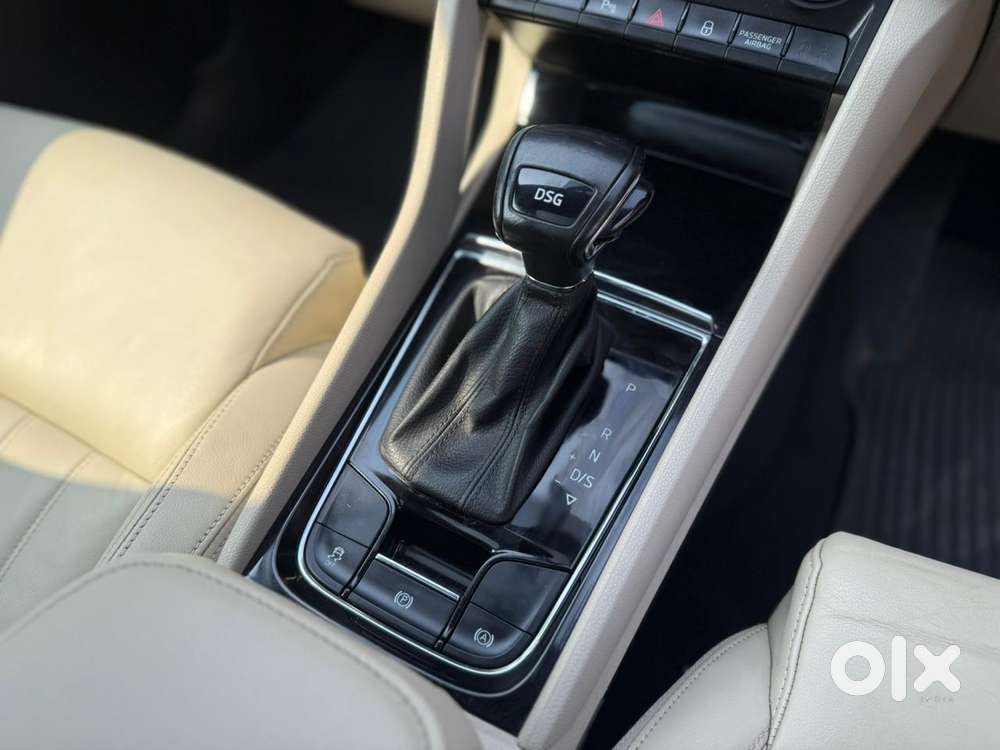 Skoda Karoq 1.5 Tsi, 2020, Petrol