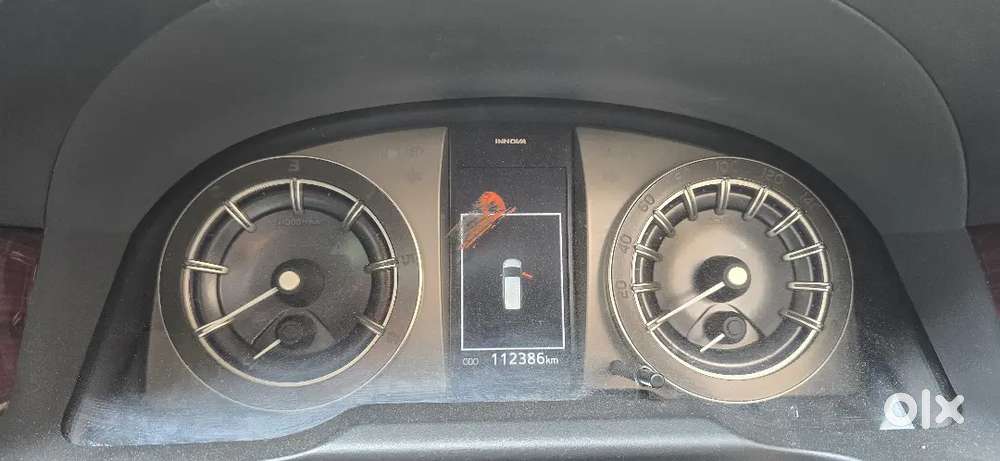 Toyota Innova Crysta 2016 Diesel 115000 Km Driven