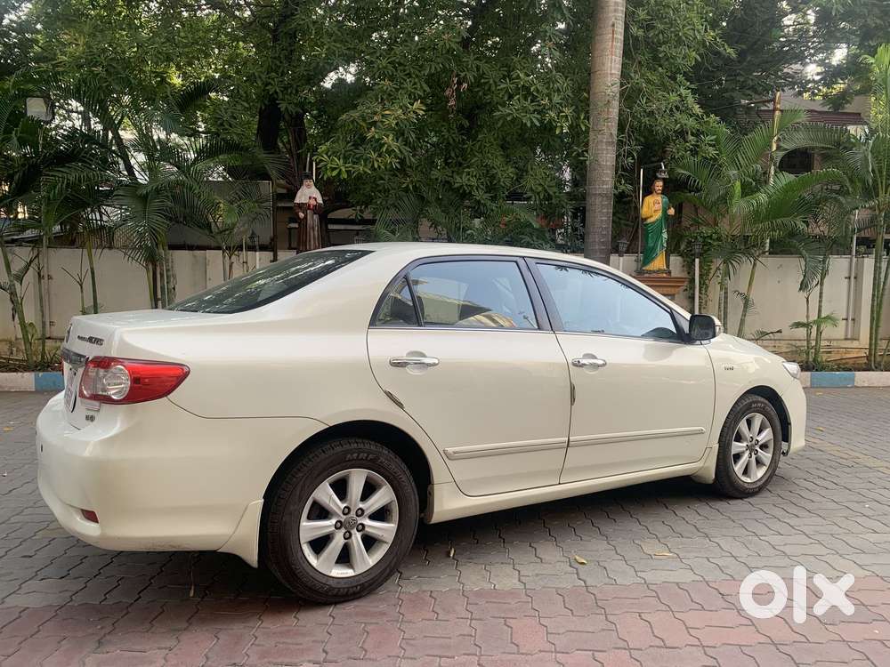 Toyota Corolla Altis G, 2013, Petrol