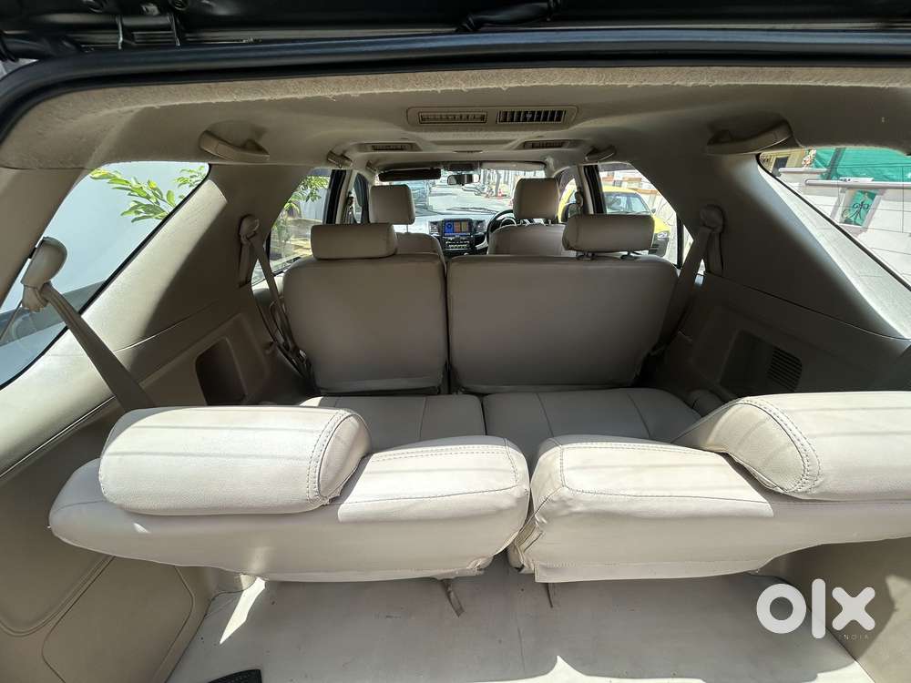 Toyota Fortuner 3.0 4x4 Manual, 2011, Diesel