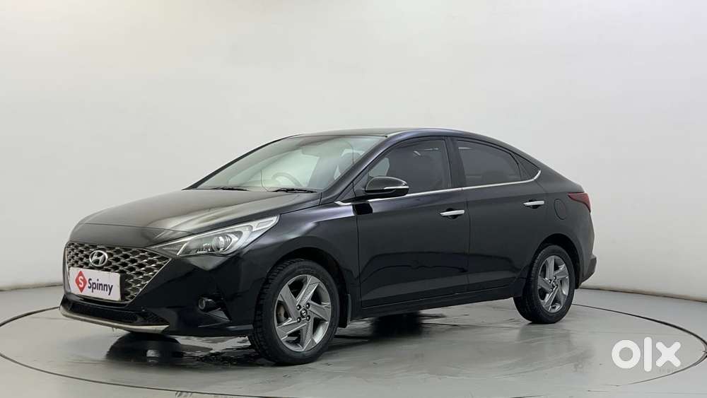 Hyundai Verna 1.5 Sx Ivt, 2021, Petrol