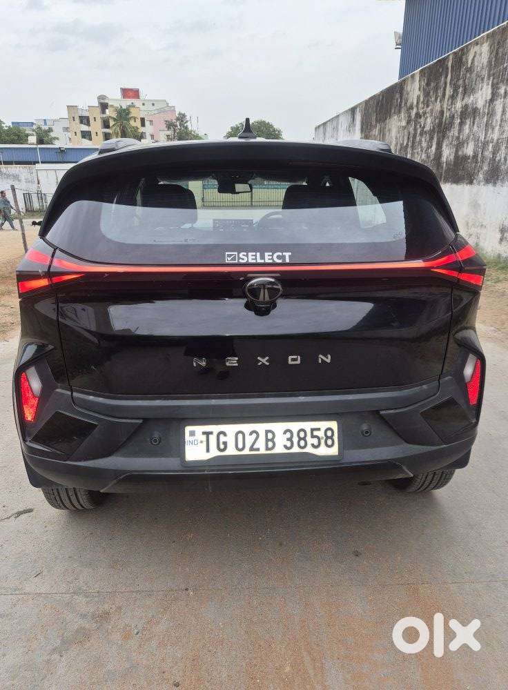 Tata Nexon Fearless Plus S 1.2 Revotron Petrol 6mt Dt, 2024, Petrol