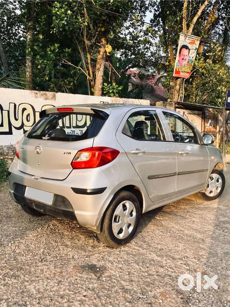 Tata Tiago Revotron Xta 2017 Petrol Automatic