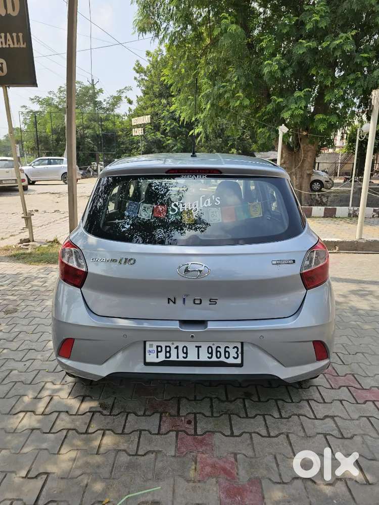 2021 Hyundai Grand I10 Nios Magna Corporate Petrol 1st Owner Pb-19