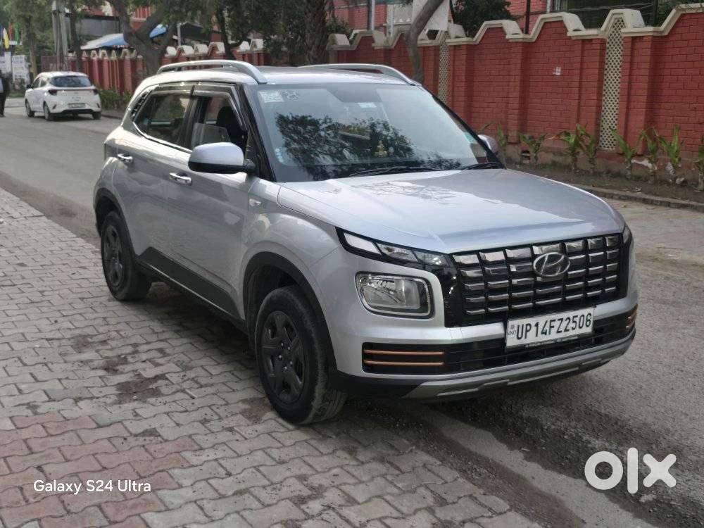 Hyundai Venue S 1.2 Petrol, 2024, Petrol