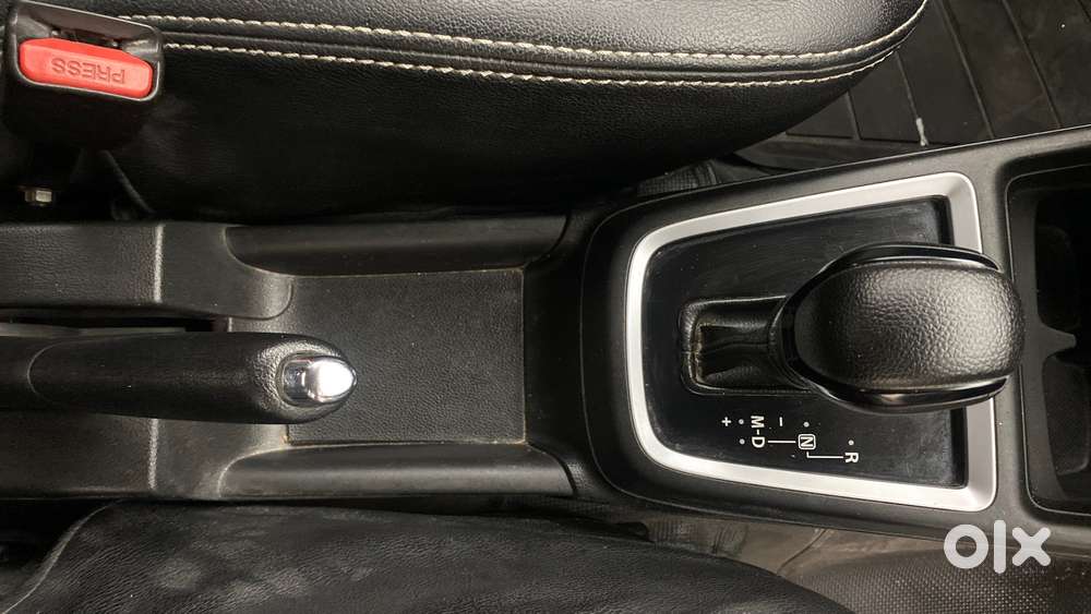 Maruti Suzuki Swift Amt Zxi Plus, 2018, Petrol