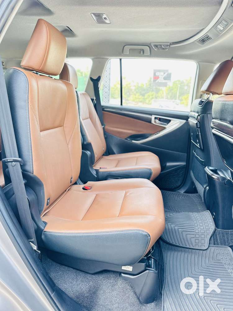 Toyota Innova Crysta 2.8z Automatic, 2018, Diesel