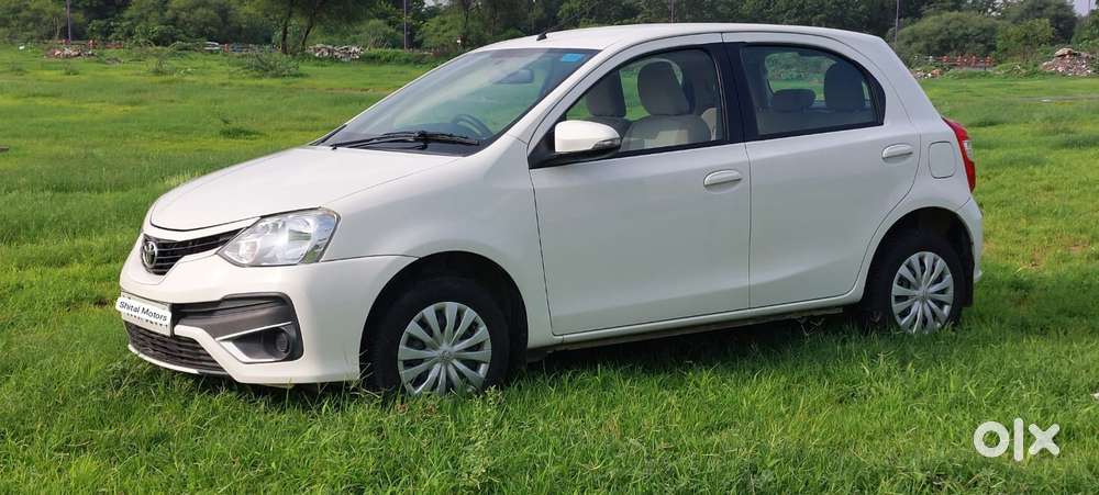 Toyota Etios Liva 1.2 V, 2019, Petrol