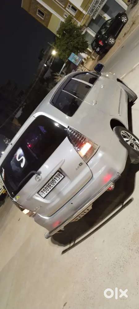 Toyota Innova 2.5 Diesel 2nd Owner 2011