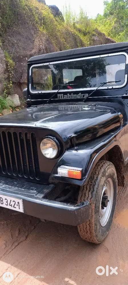 Mahindra Thar Roxx Diesel Mt 2011