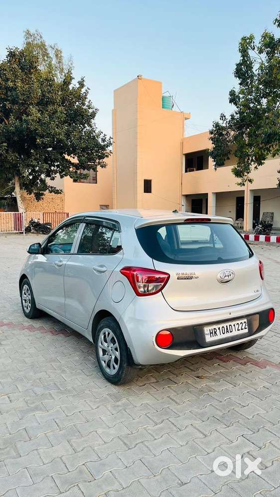 Hyundai Grand I10 2017 Petrol 75000 Km Driven