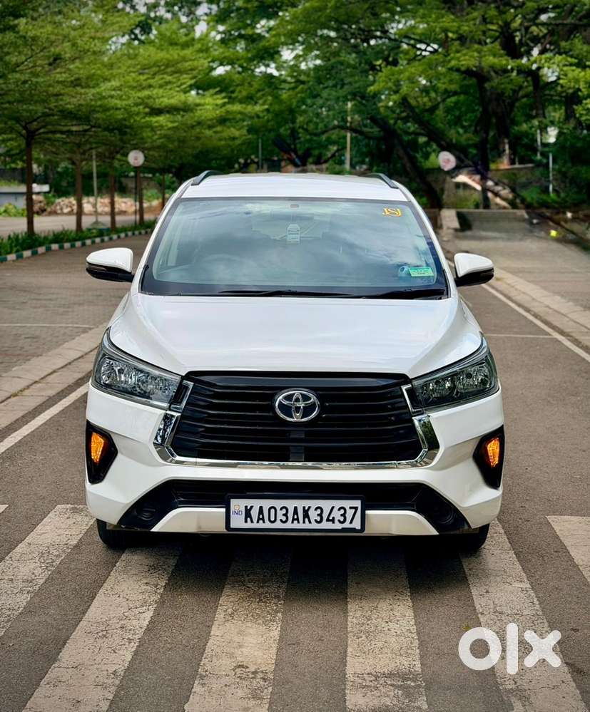Toyota Innova Crysta 2022 Diesel Well Maintained
